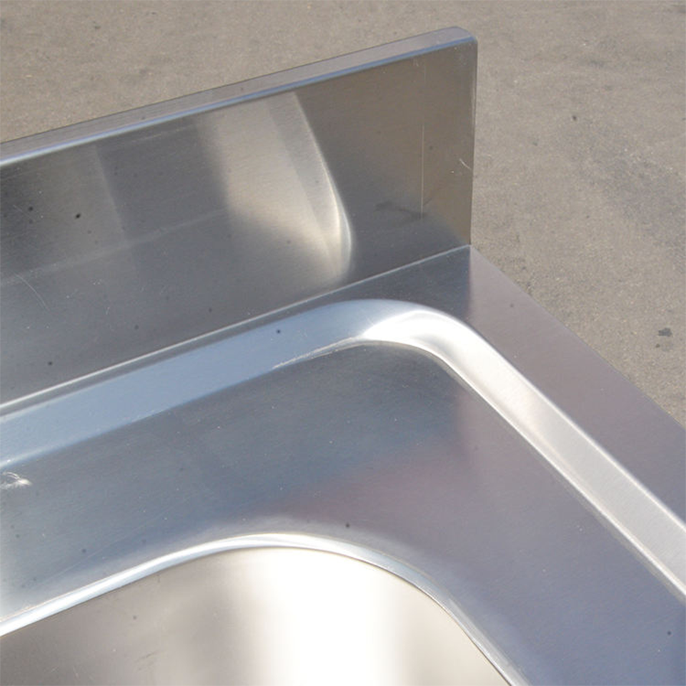 Compact Stainless Steel Single Bowl Sink for Restaurant Kitchens