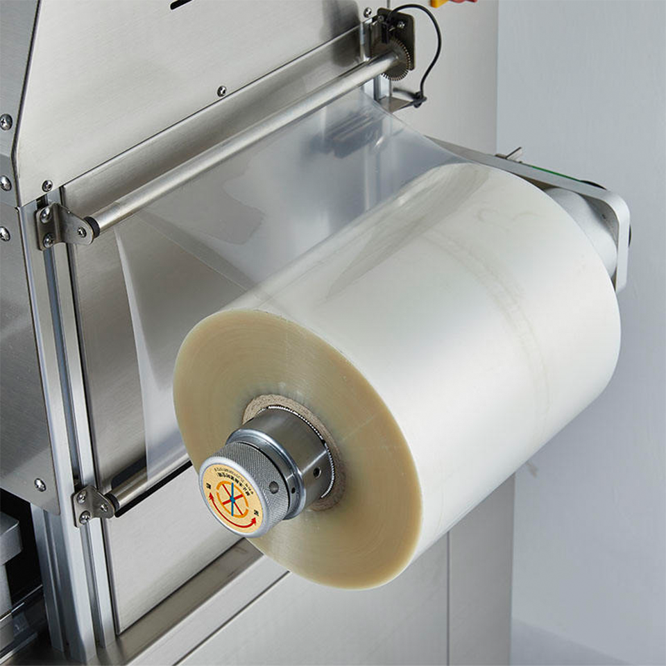 DQ320L-E Vertical MAP Packaging Machine Gas Flush Sealer 5-6 Cycles/Min