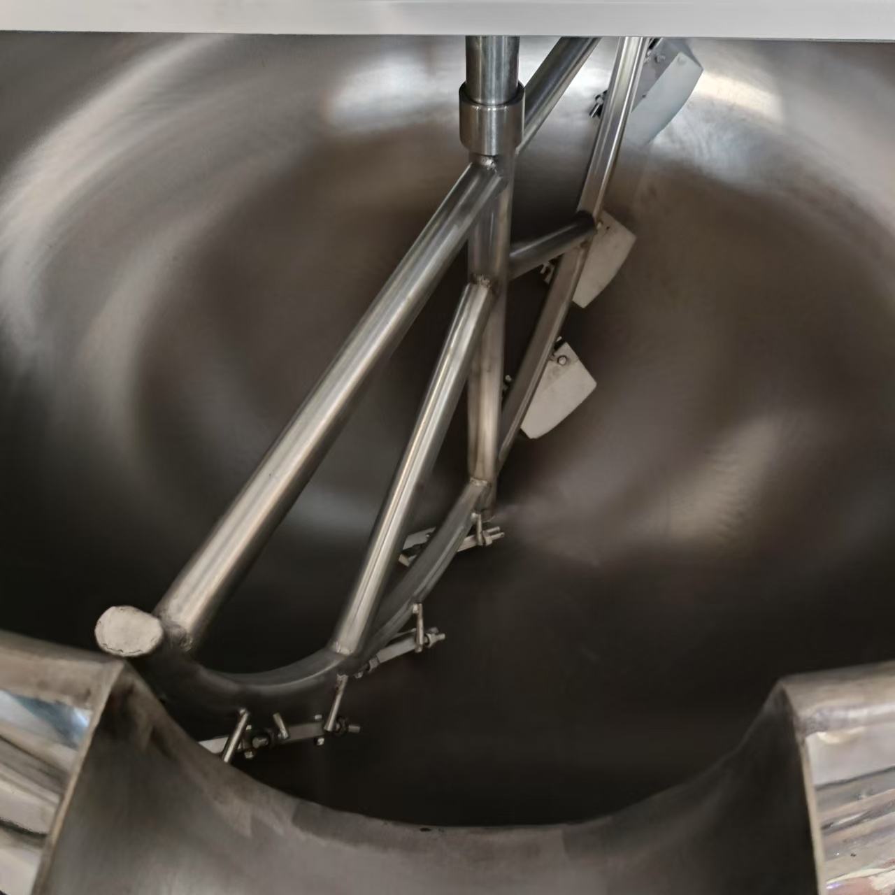 Electric SUS304 Jacketed Cooking Kettle 100-600L Capacity Hand-Tilt Models