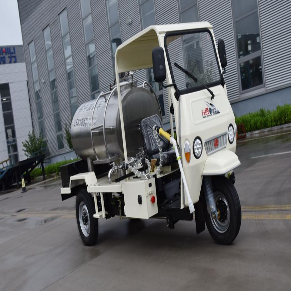 Mobile Milk Feeding Cart Dairy Farm Livestock Feeding 500L Capacity